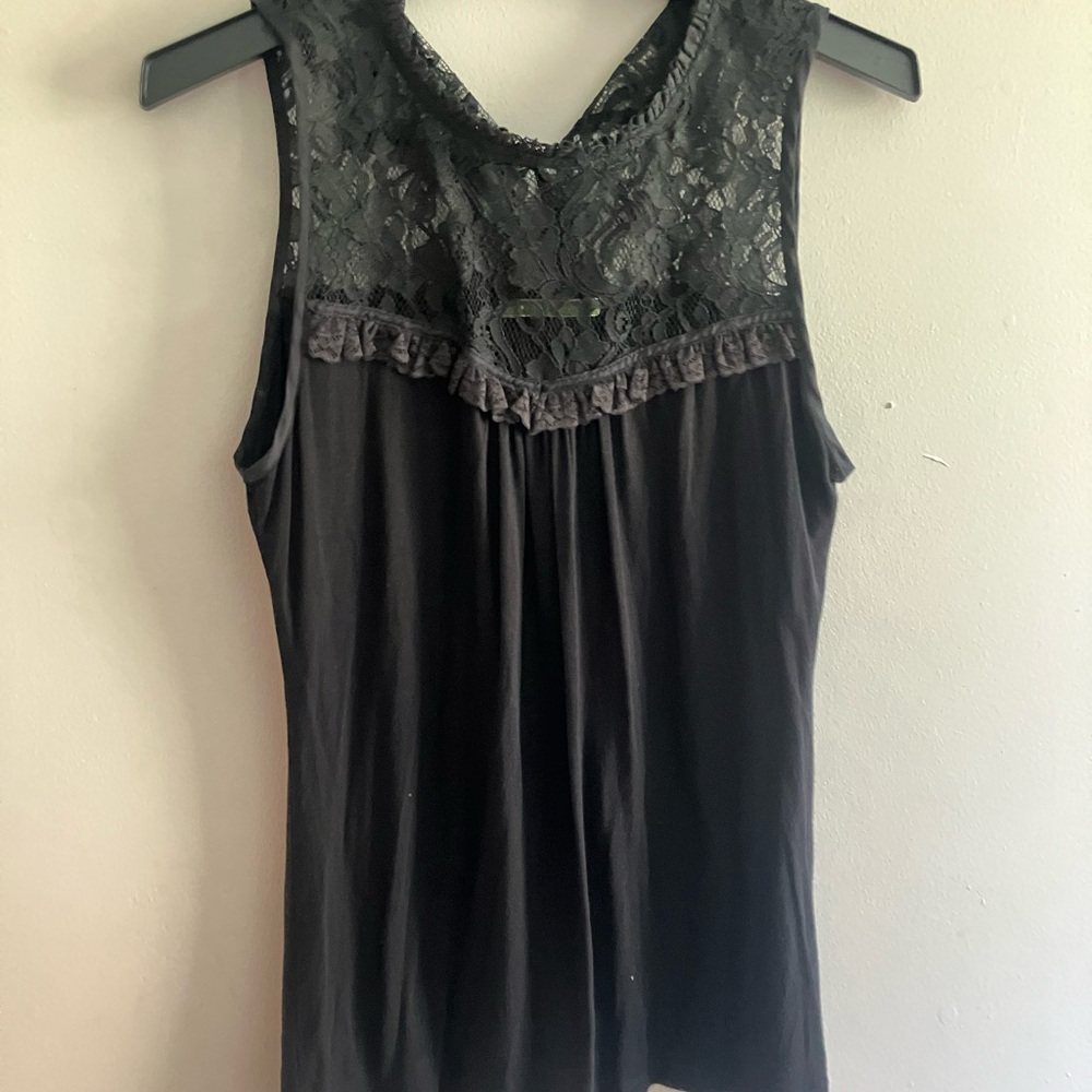 Velvet Black Lace Yoke Sleeveless Blouse